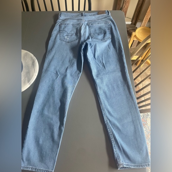 American Eagle Mom jeans - Picture 2 of 4
